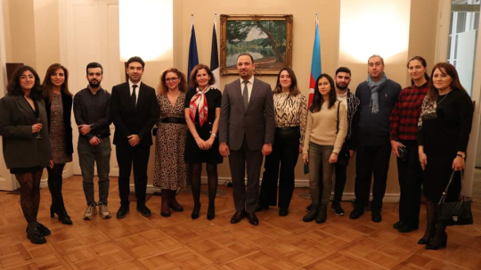 Réception à la Résidence de France en l’honneur des Alumni azerbaïdjanais (3 février 2023)